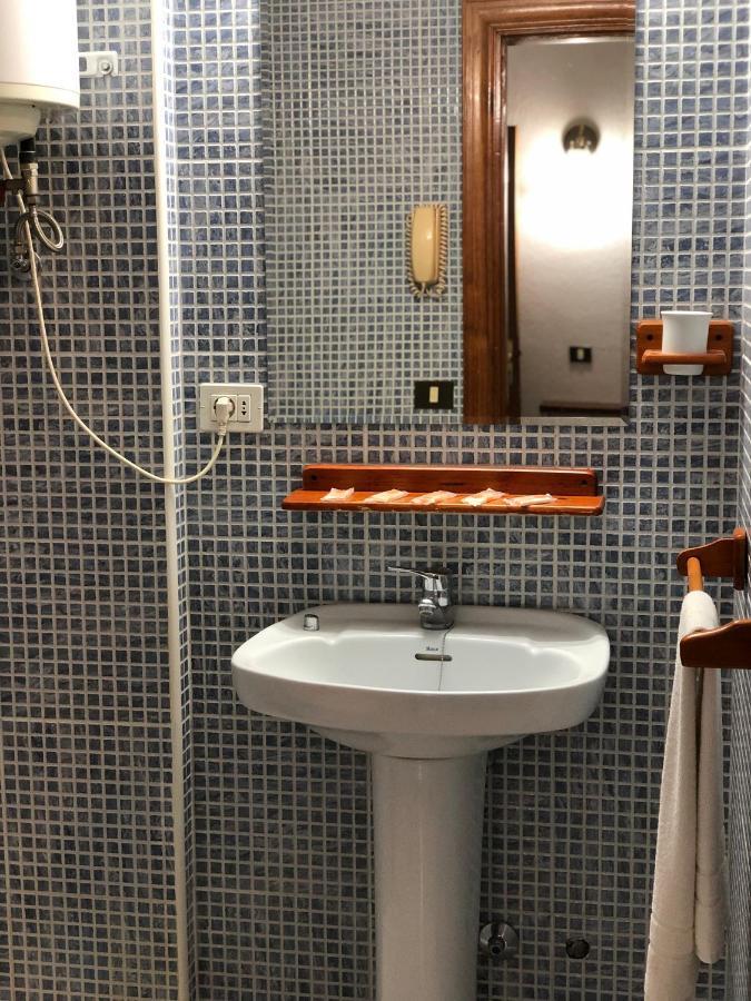 Einzelzimmer